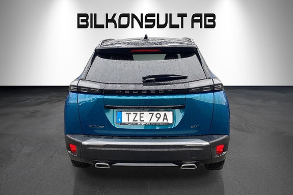 Peugeot 2008 5 of 8