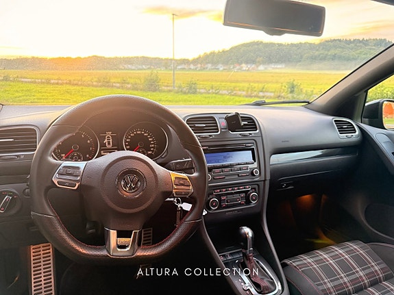 Volkswagen Golf VI 16 of 26