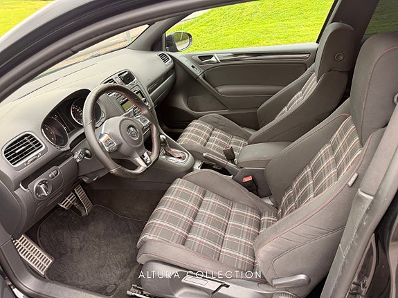 Volkswagen Golf VI 24 of 26