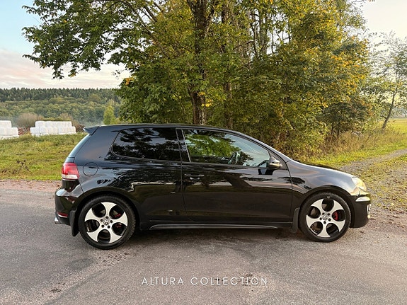 Volkswagen Golf VI 10 of 26