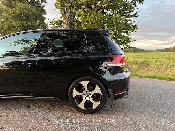 Volkswagen Golf VI 5 of 26