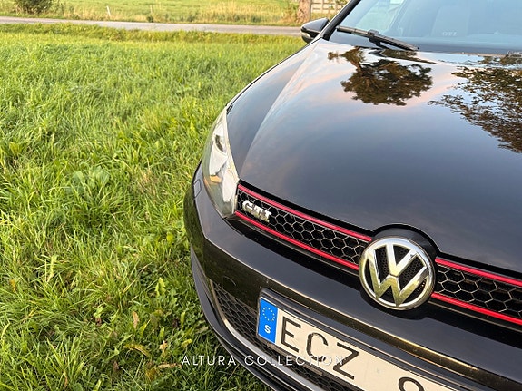 Volkswagen Golf VI 13 of 26