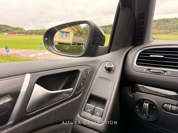 Volkswagen Golf VI 19 of 26