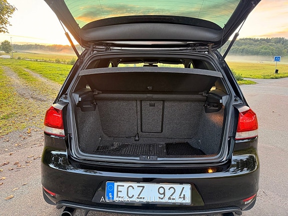 Volkswagen Golf VI 8 of 26