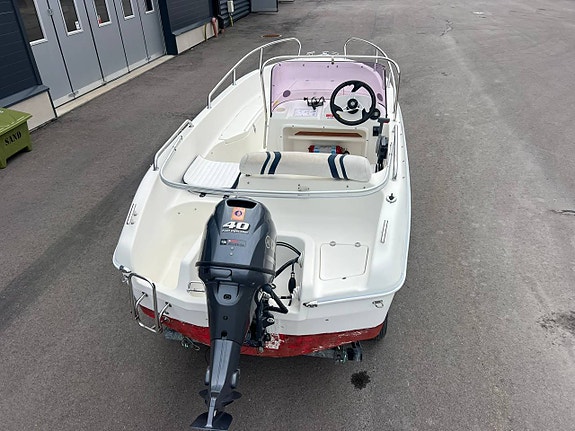Galeon 475 Yamaha f40 9 of 10