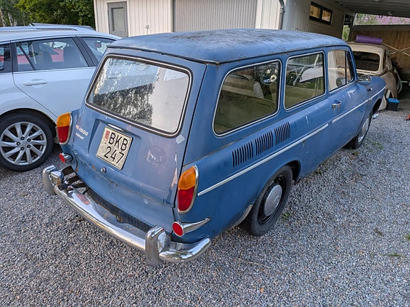 Volkswagen Variant 2 of 24