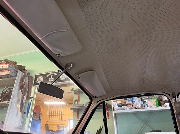 Volkswagen Variant 22 of 24