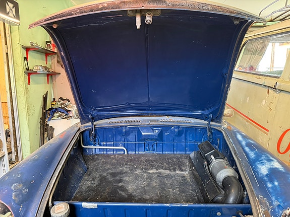 Volkswagen Variant 17 of 24