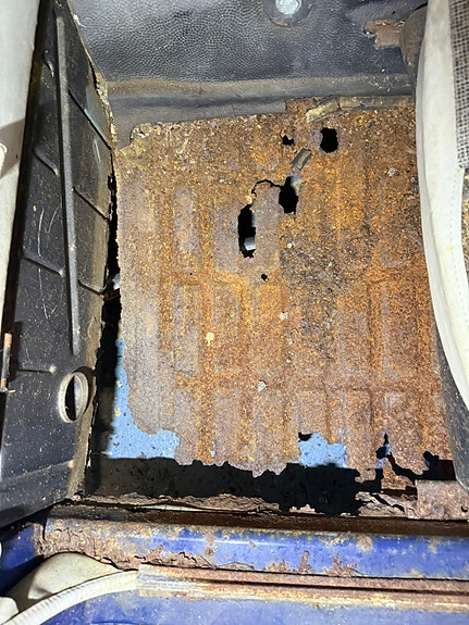 Volkswagen Variant 6 of 24