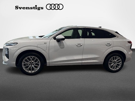 Audi Q3 3 of 13