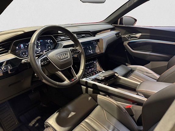 Audi e-tron Sportback 7 of 16