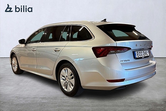 Skoda Octavia 2 of 22