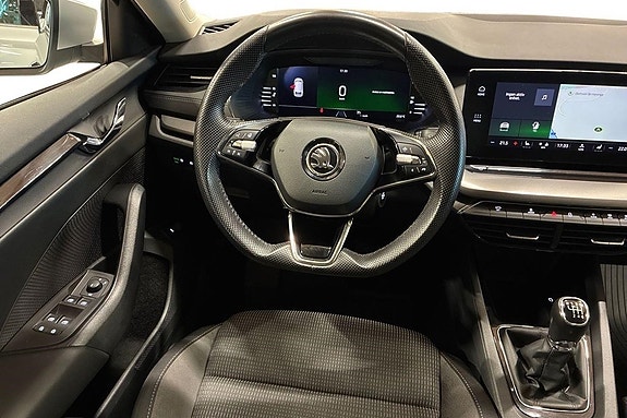 Skoda Octavia 8 of 22