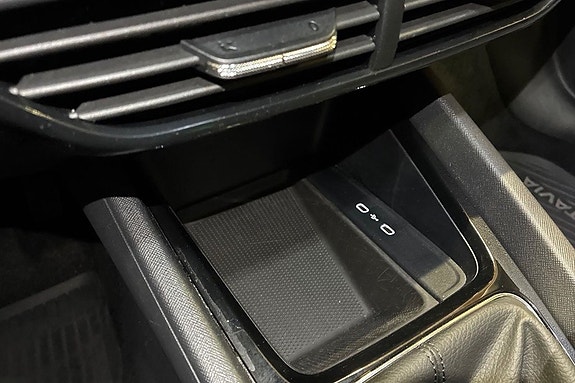 Skoda Octavia 12 of 22