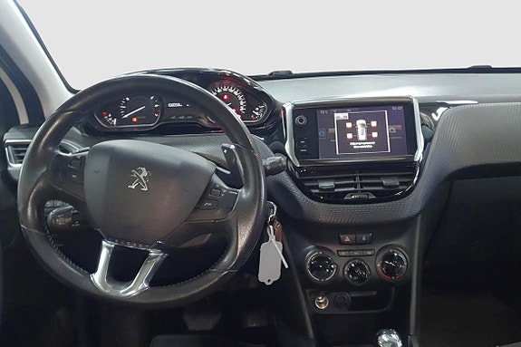 Peugeot 2008 9 of 11