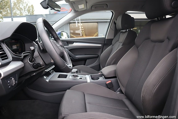 Audi Q5 8 of 19