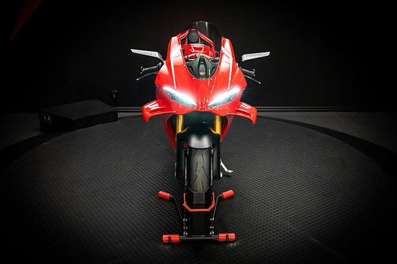 Ducati Panigale V4 S DQS 8 of 21
