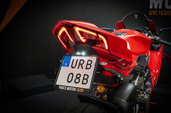 Ducati Panigale V4 S DQS 13 of 21