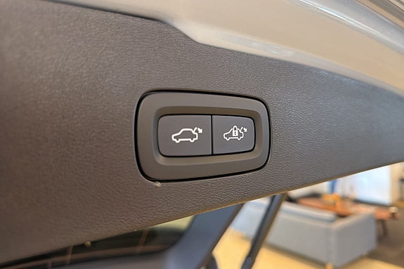 Volvo V60 14 of 25