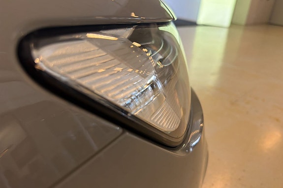 Volvo V60 13 of 25