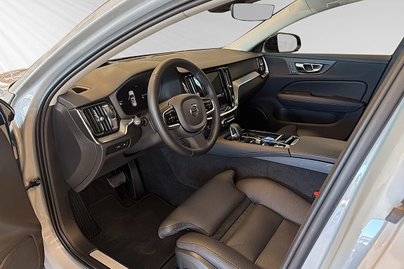 Volvo V60 7 of 25