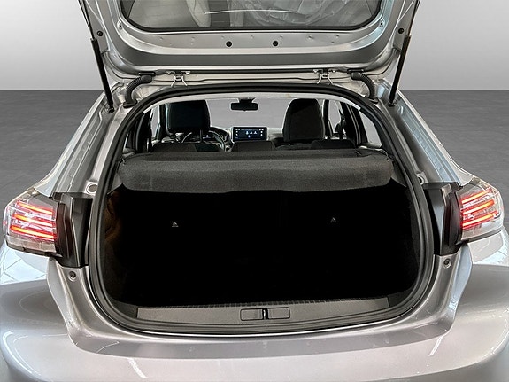 Peugeot 208 15 of 15