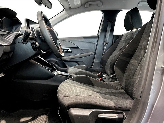 Peugeot 208 4 of 15