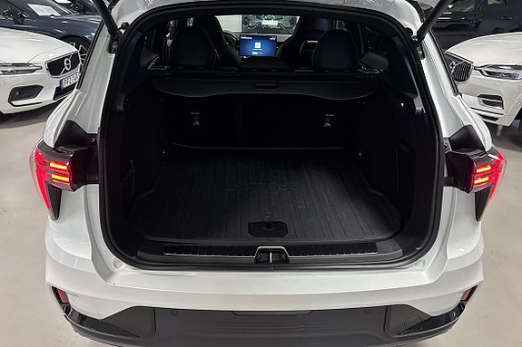 Lynk & Co 01 7 of 10
