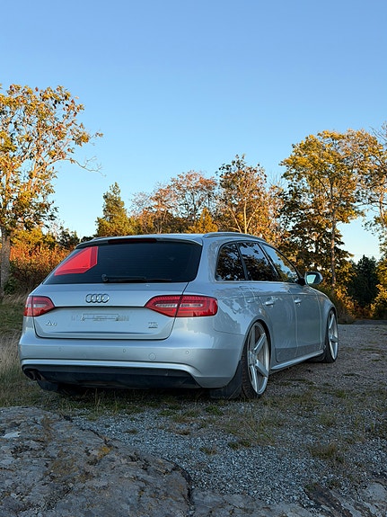 Audi A4 3 of 8