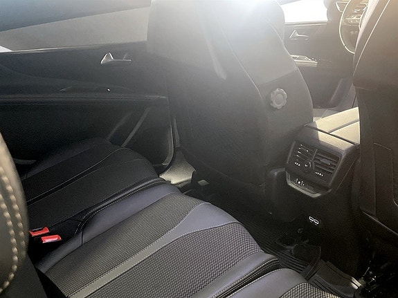 Peugeot 5008 12 of 15