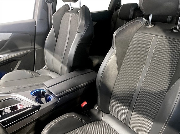 Peugeot 5008 5 of 15