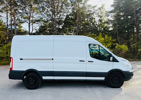 Ford Transit 350 L2 Van 3 of 7