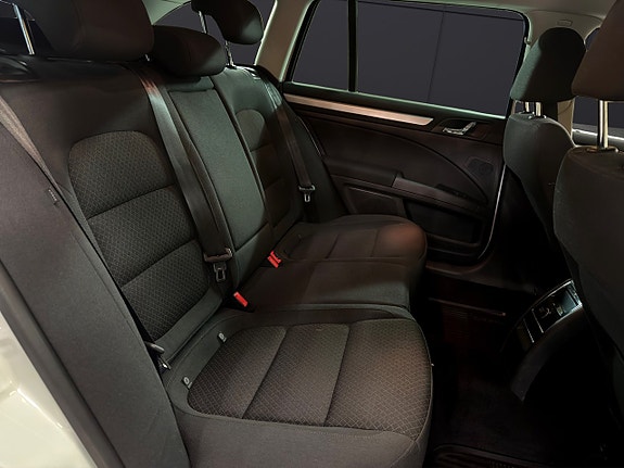 Skoda Superb 19 of 30