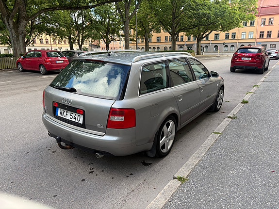Audi A6 4 of 5