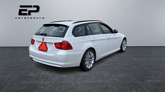BMW 316d 4 of 8