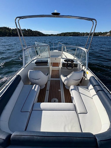 Crescent Dorado V23 Yamaha F115hk 4takt / Endast 35timmar 4 of 10