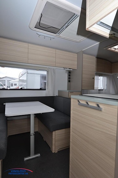 Adria Altea 432 PX 4 of 11