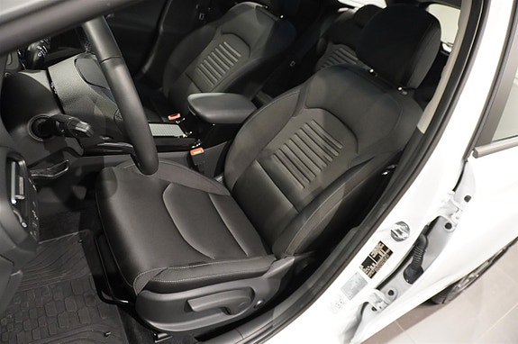 Hyundai i30 4 of 14