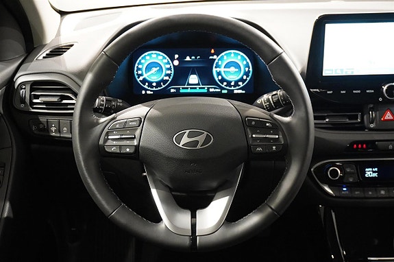 Hyundai i30 11 of 14