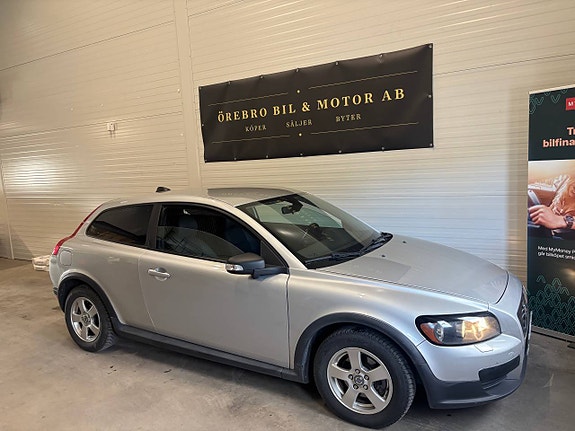 Volvo C30 2 of 7