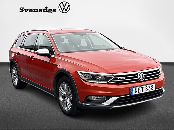 Volkswagen Passat Alltrack 8 of 13