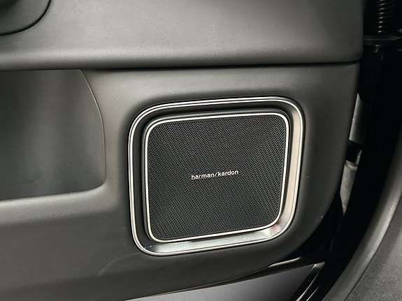 Polestar 4 17 of 30