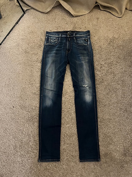 Product image 1 of 4
