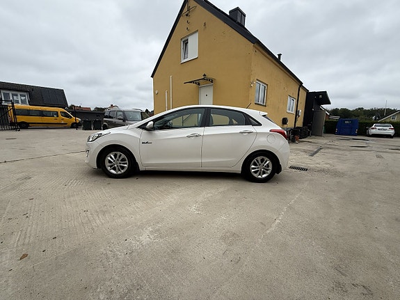 Hyundai i30 5 of 13