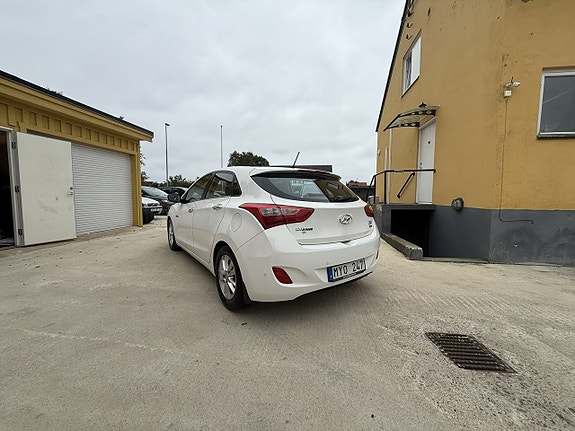 Hyundai i30 6 of 13
