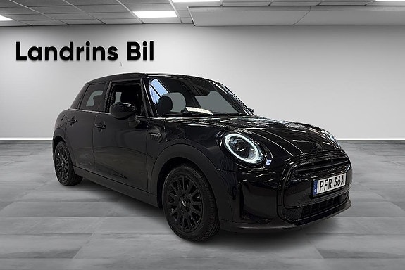 MINI Cooper 3 of 17