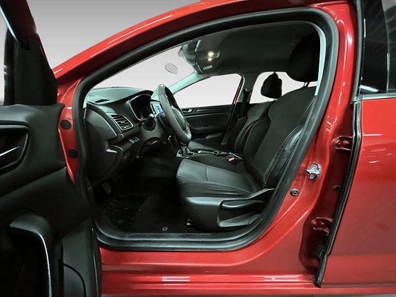 Renault Megane 8 of 10