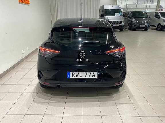 Renault Clio 6 of 18
