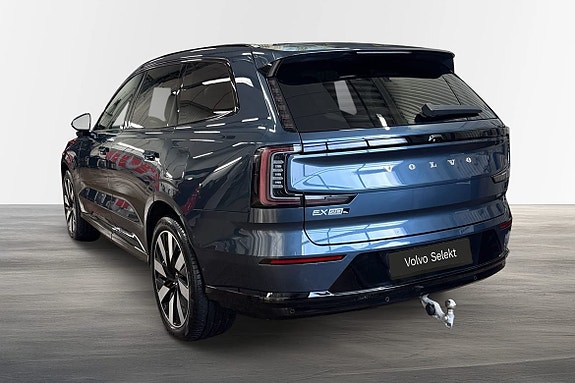 Volvo EX90 2 of 25