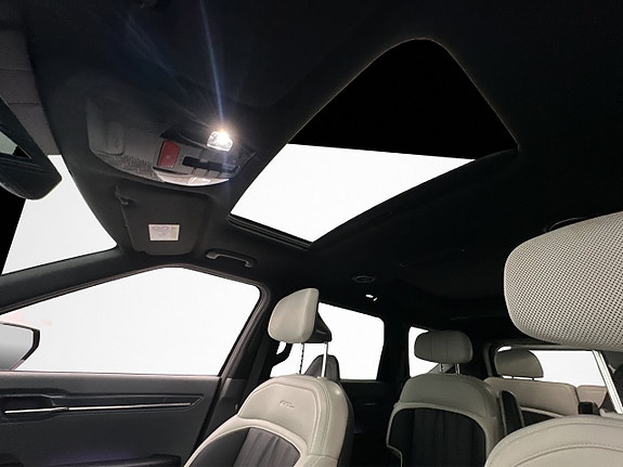 Kia EV9 18 of 30